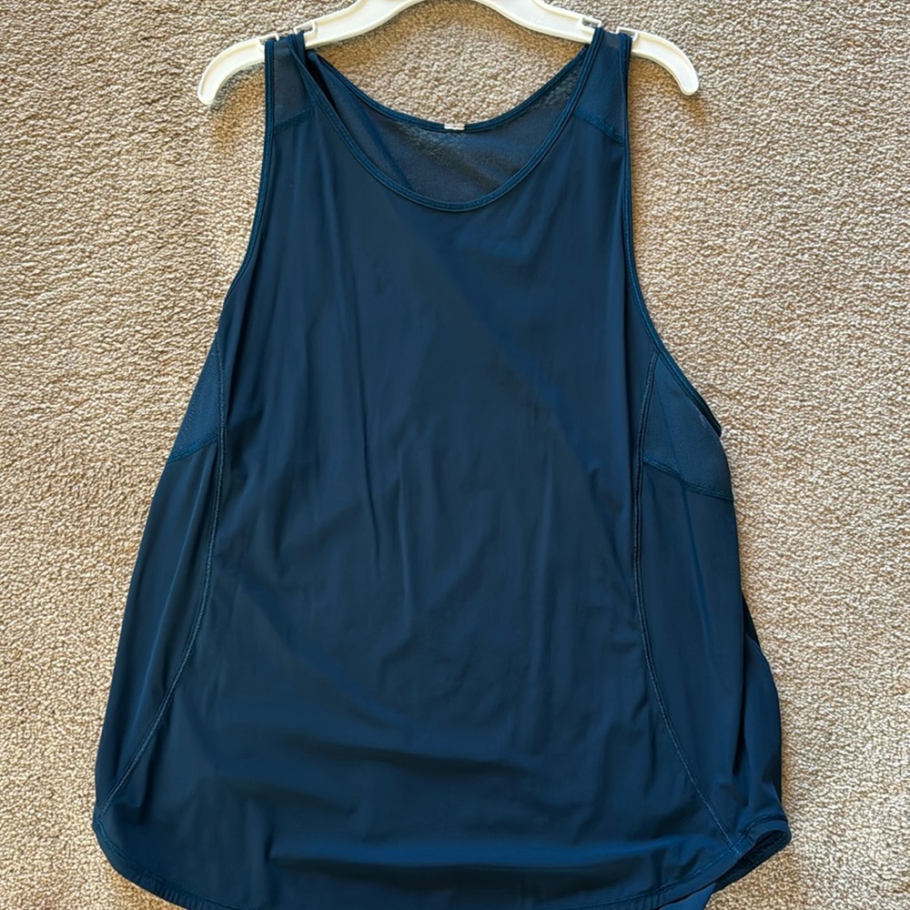 Lululemon sculpt tank